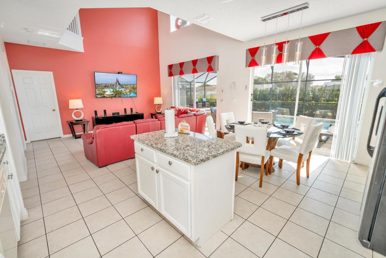 Disney Dream With Hot Tub, Pool, Xbox, Games Room, Lakeview, 10 Min To Disney, Clubhouse Kissimmee Bagian luar foto