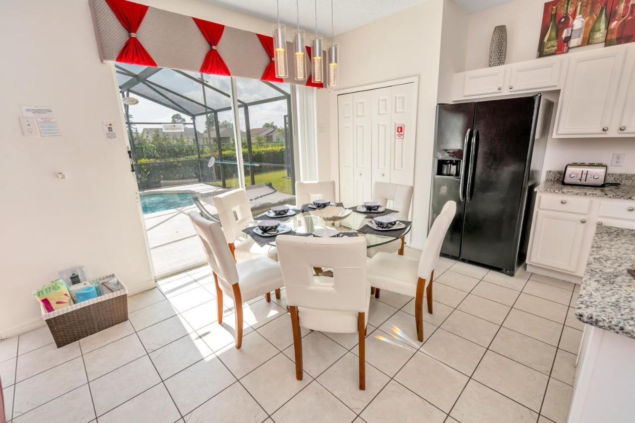 Disney Dream With Hot Tub, Pool, Xbox, Games Room, Lakeview, 10 Min To Disney, Clubhouse Kissimmee Bagian luar foto