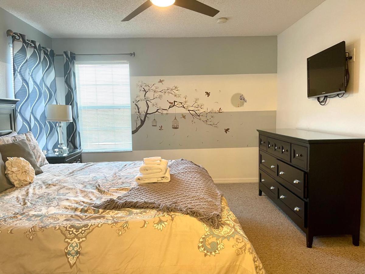 Disney Dream With Hot Tub, Pool, Xbox, Games Room, Lakeview, 10 Min To Disney, Clubhouse Kissimmee Bagian luar foto